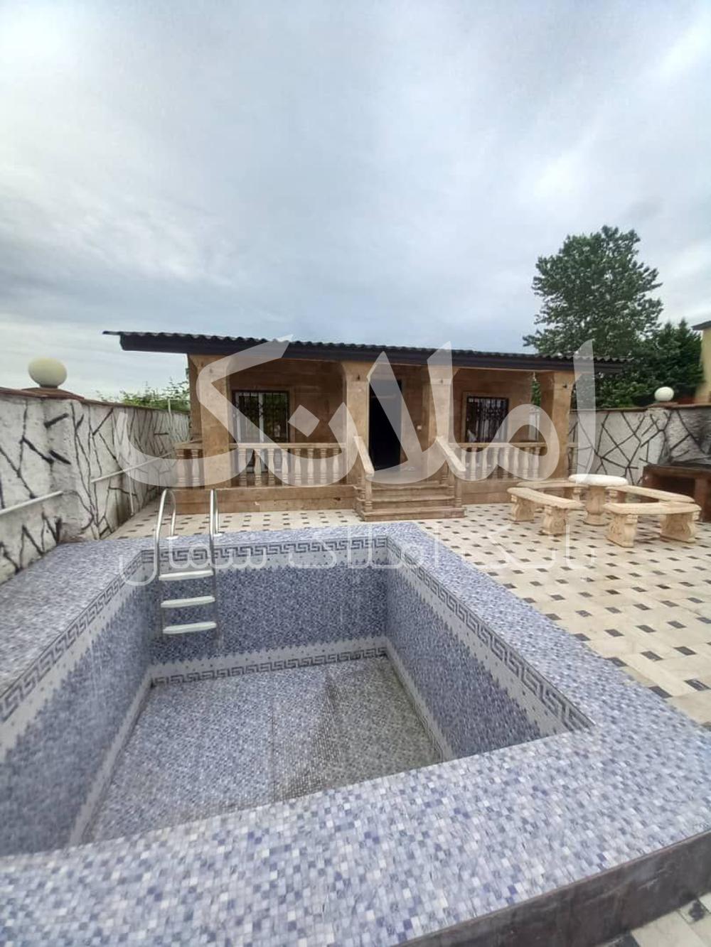 ویلا باغ استخر دار