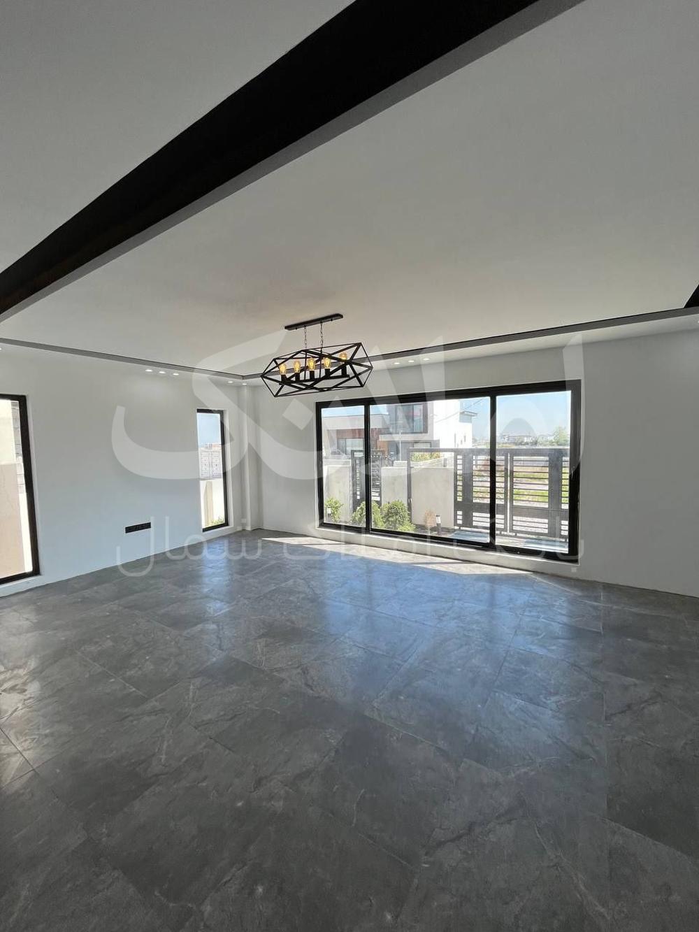 ویلا دوبلکس استخر دار