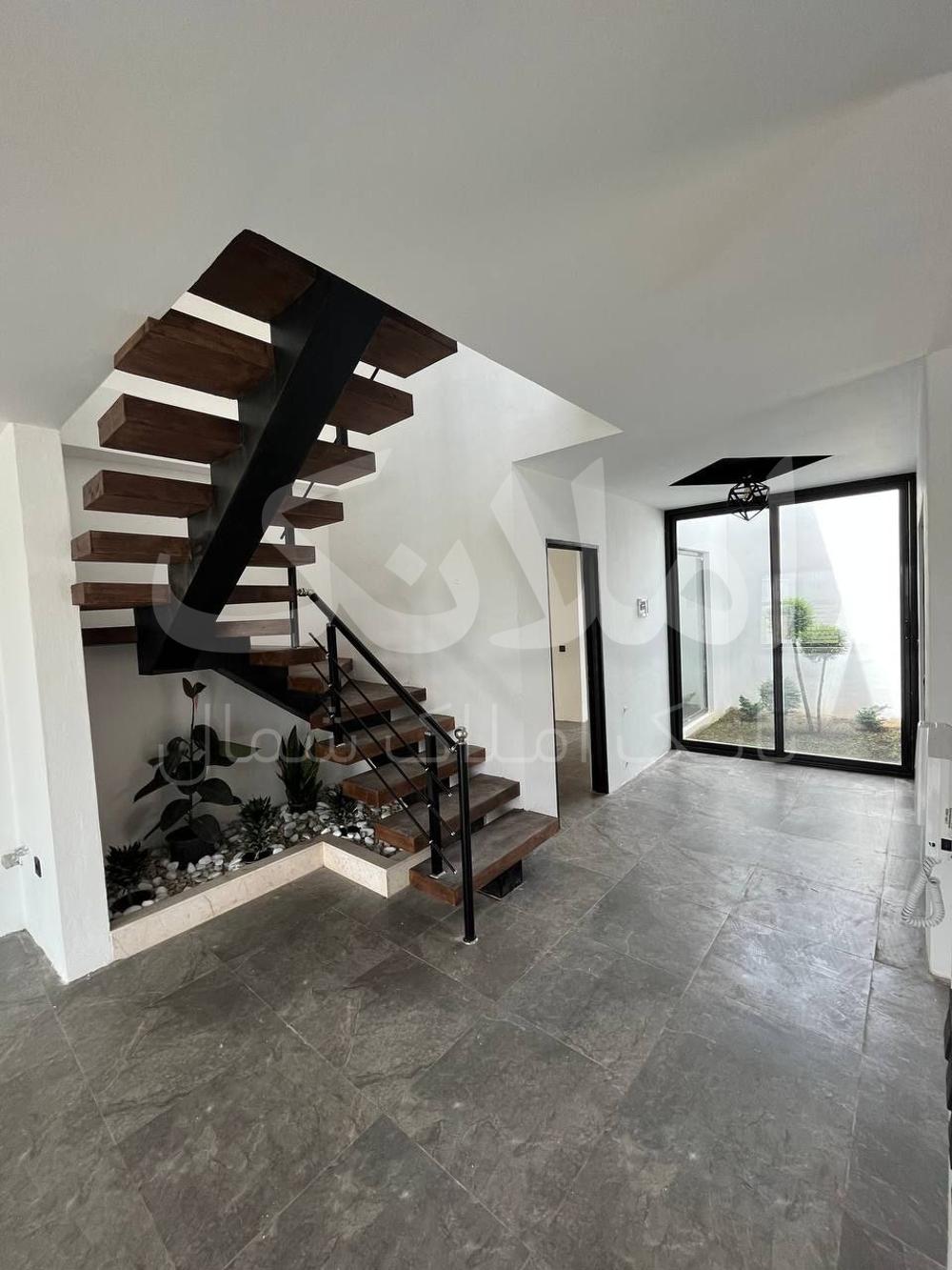 ویلا دوبلکس استخر دار