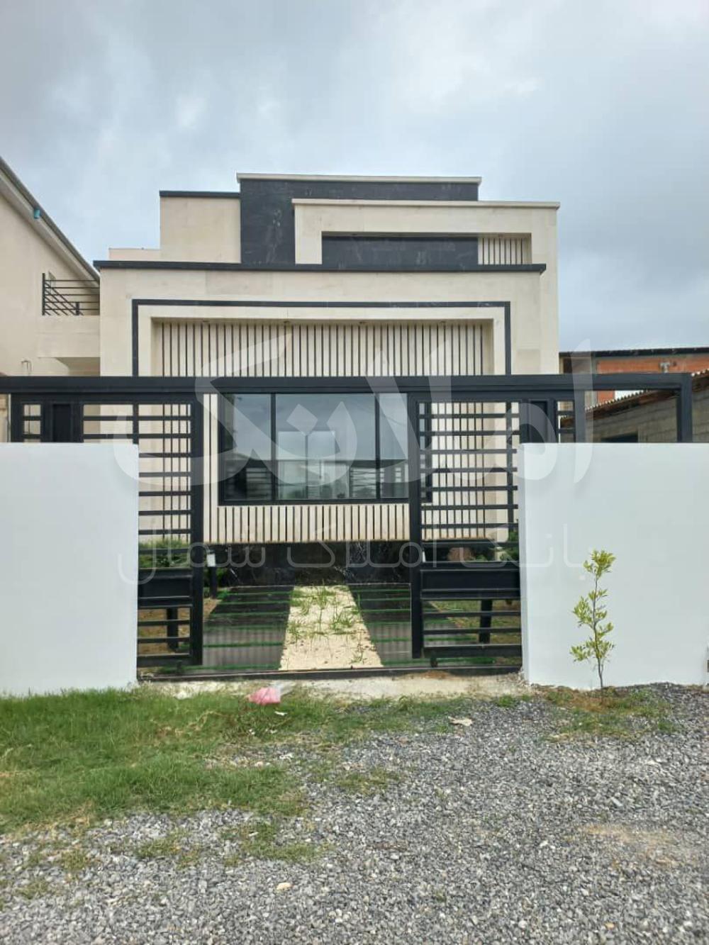 ویلا دوبلکس استخر دار